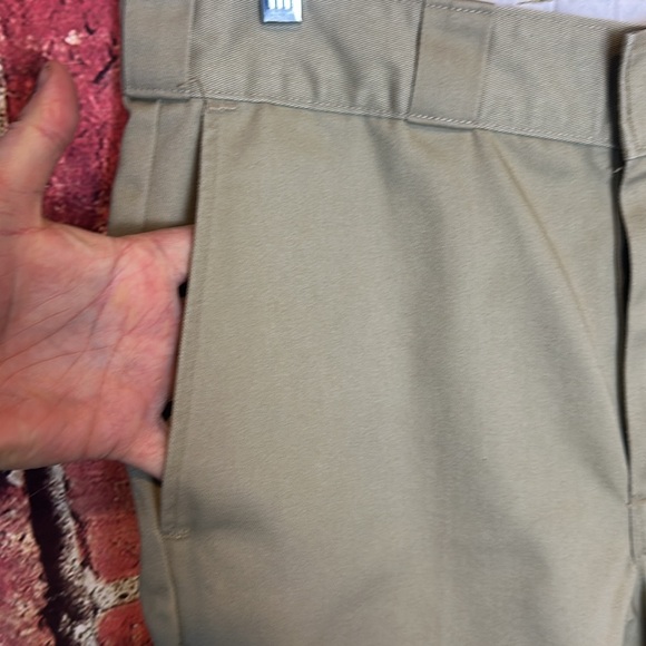 L.L. Bean Tan Chinos Versatile Cotton Blend mens pant size 32 - Picture 4 of 9